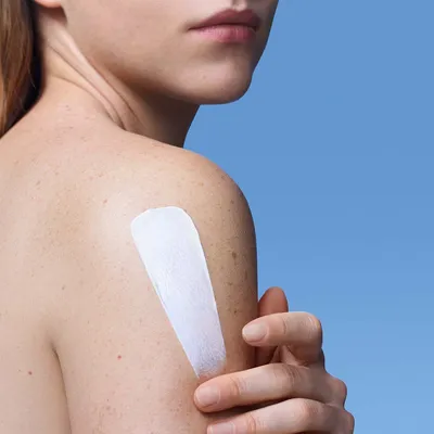 Ля Рош (La Roche-Posay) Цикапласт бальзам В5+ заспокійливий відновлюючий для тіла, обличчя, губ для дітей та дорослих 40 мл — Фото 5